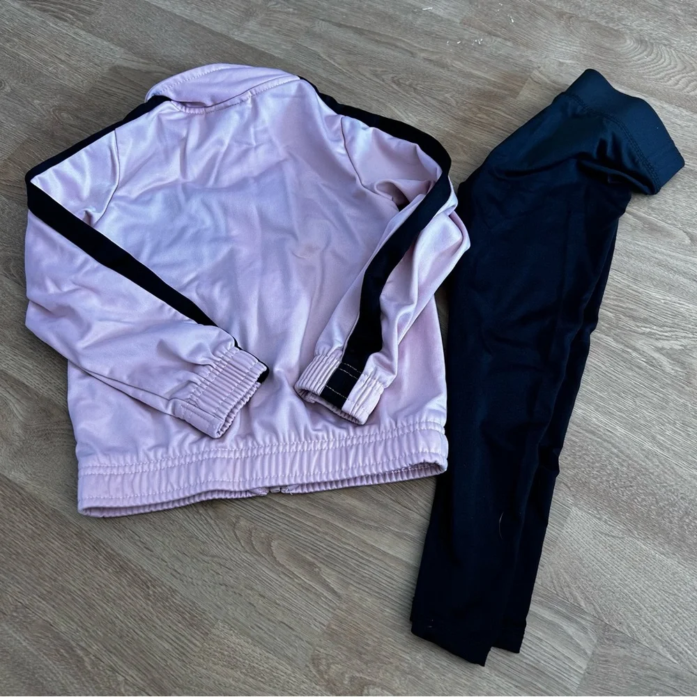 Puma adorable pink and black tracksuit for girls set - Picture 4 of 4
